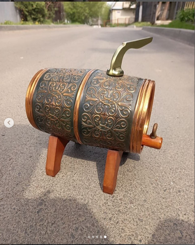 Liquor barrel 1960s - barrel,,